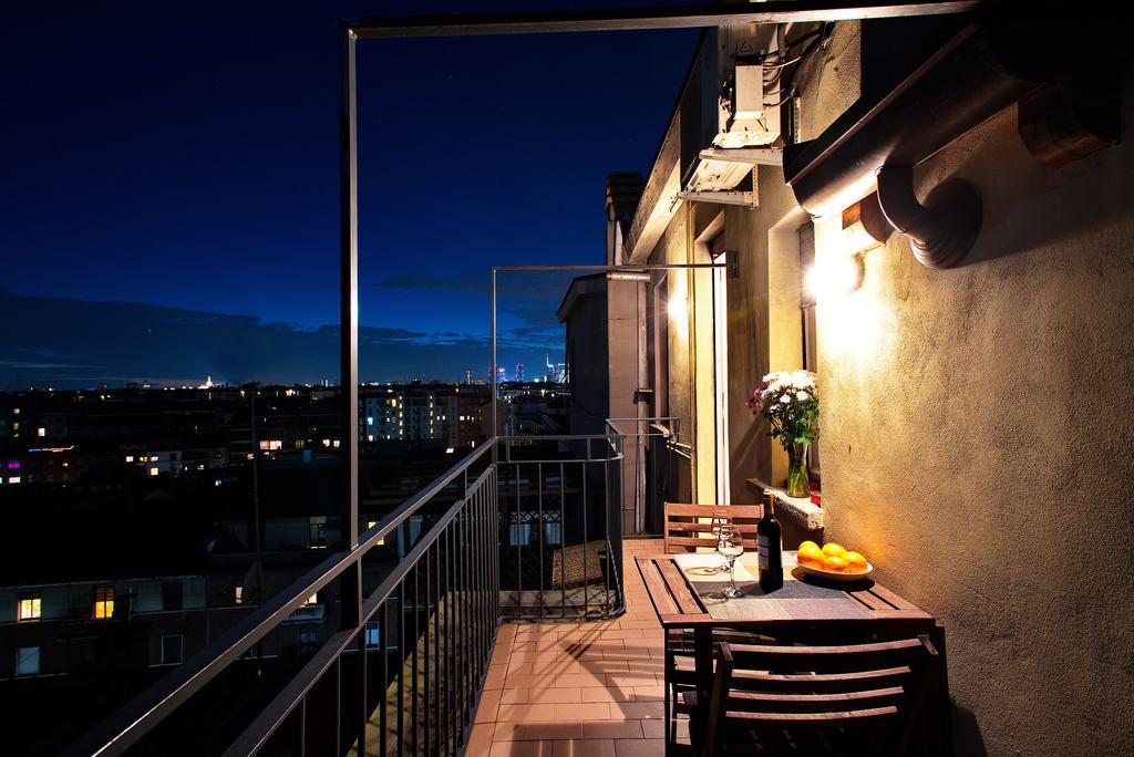 Milan Skyline Apartment In Citta Studi A 1 Minuto Dal Metro Con Terrazzo Wi-Fi E Netflix Szoba fotó