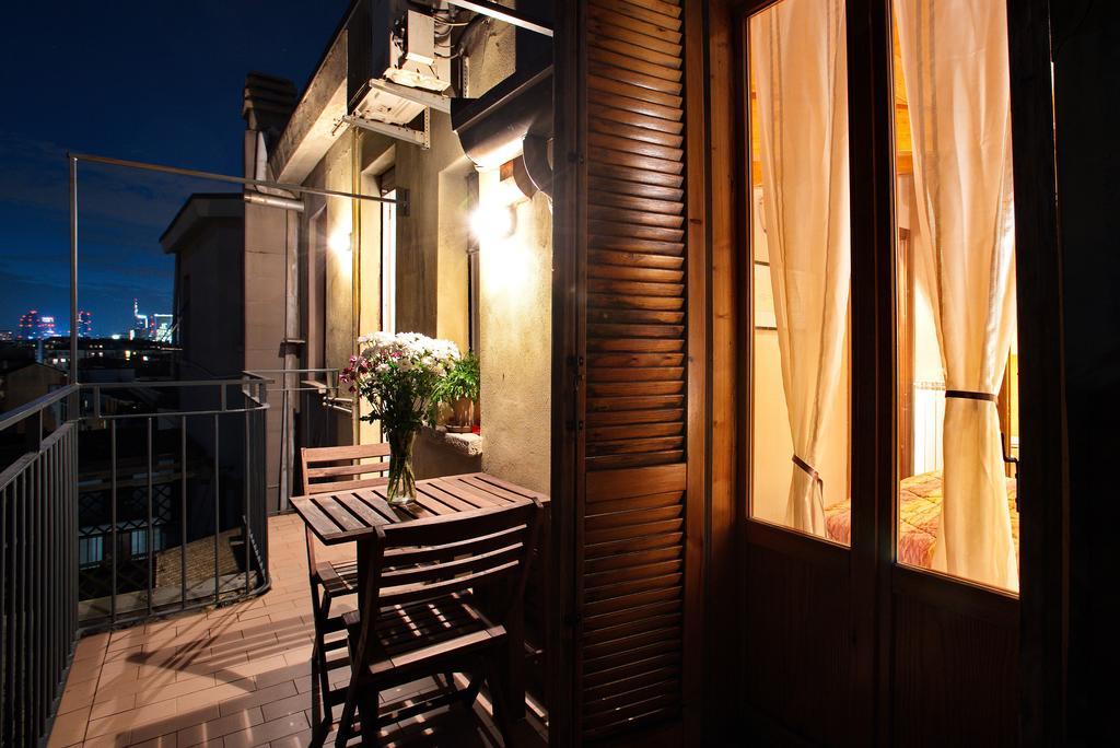 Milan Skyline Apartment In Citta Studi A 1 Minuto Dal Metro Con Terrazzo Wi-Fi E Netflix Szoba fotó