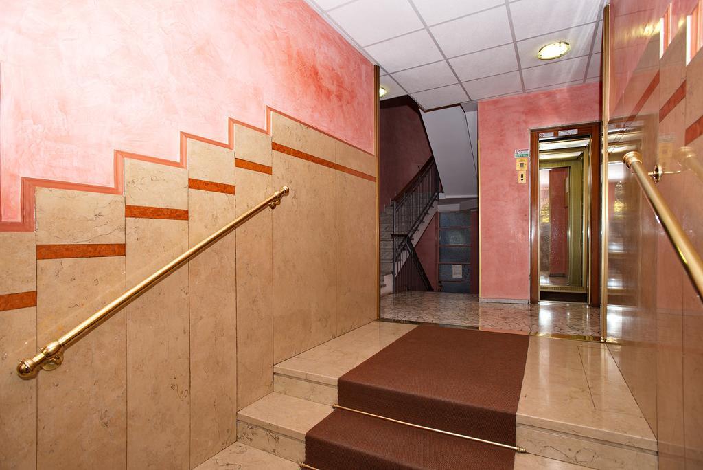 Milan Skyline Apartment In Citta Studi A 1 Minuto Dal Metro Con Terrazzo Wi-Fi E Netflix Kültér fotó