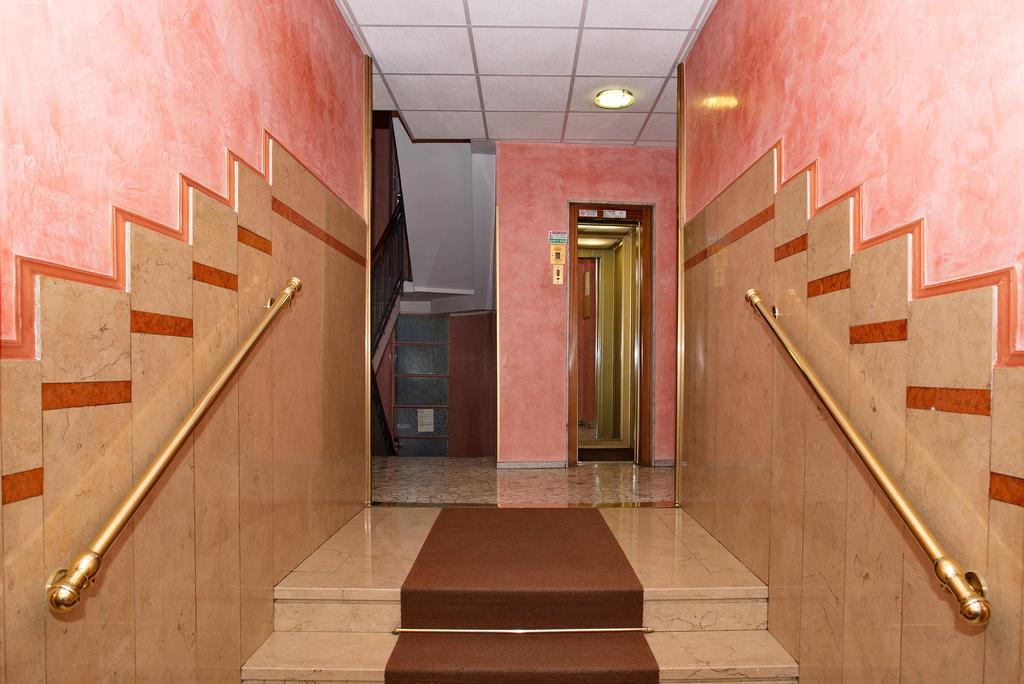 Milan Skyline Apartment In Citta Studi A 1 Minuto Dal Metro Con Terrazzo Wi-Fi E Netflix Kültér fotó