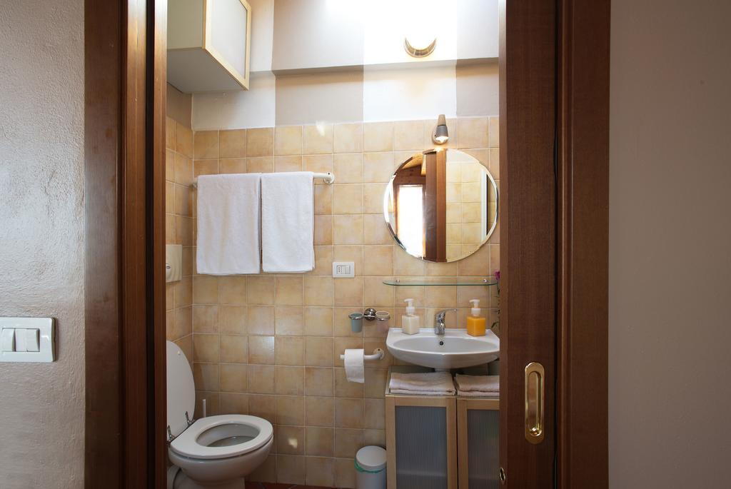 Milan Skyline Apartment In Citta Studi A 1 Minuto Dal Metro Con Terrazzo Wi-Fi E Netflix Szoba fotó